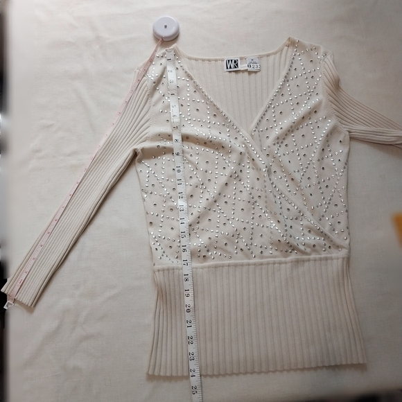 WR Size 6 Silk Blend Studded Faux Wrap Cream Long Sleeve Sweater - Picture 11 of 15